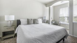 Landing Modern Apartment with Amazing Amenities (ID9673X00) - 1