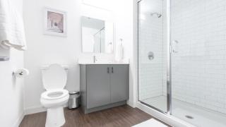 Landing Modern Apartment with Amazing Amenities (ID8715X44) - 1