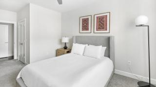 Landing Modern Apartment with Amazing Amenities (ID9022X02) - 1