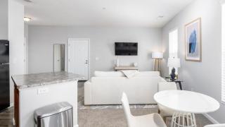 Landing Modern Apartment with Amazing Amenities (ID8114X65) - 9