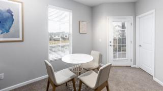 Landing Modern Apartment with Amazing Amenities (ID8114X65) - 6