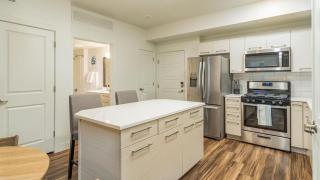 Landing Modern Apartment with Amazing Amenities (ID1470X54) - 2