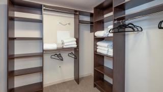 Landing Modern Apartment with Amazing Amenities (ID6842X82) - 2