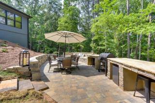 Lake Arrowhead Home w Hot Tub & Screened Porch - Waleska - 4
