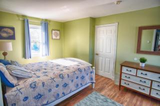 Gorgeous beach house with large pool & private beach, just 3 blocks away!! - Point Pleasant Beach - 7