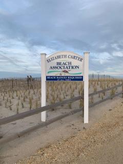 Gorgeous beach house with large pool & private beach, just 3 blocks away!! - Point Pleasant Beach - 1