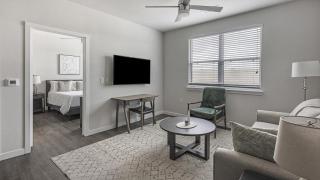 Landing - Modern Apartment with Amazing Amenities (ID1403X426) - Houston - 7