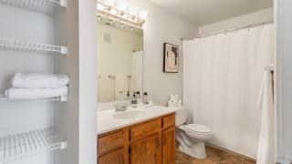 Landing Modern Apartment with Amazing Amenities (ID4410X79) - 2
