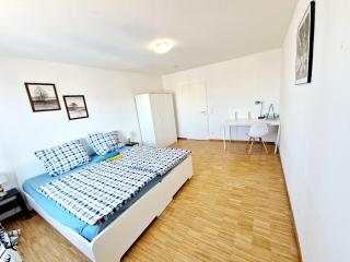 Spacious apartment Mannheim/Neckarau + balcony - 3