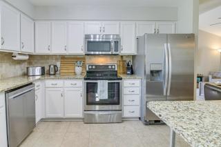 Lovely Charlotte Home with Yard 9 Mi to Uptown! - 8