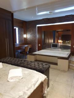 The Famous Floor Sleeps 26 And Group Acc Sleeps30 - Liverpool - 2