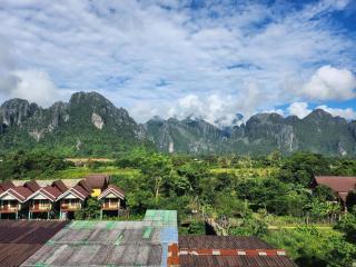 Vang Vieng Sky Mountain View Hotel - Vang Vieng - 0