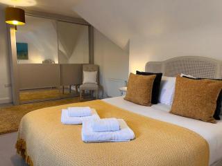Bright Spacious Chilterns Hideaway - Pass the Keys - Saunderton - 4
