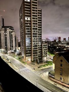 Cosy, Comfy 2 Bed Apartment Canary Wharf - Londra - 7