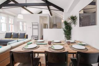 City Superhost - Northern Quarter Loft Conversion - Manchester - 8