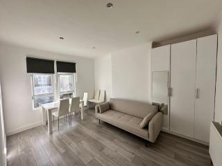3 bed Hackney/Harringay Flat - London - 7