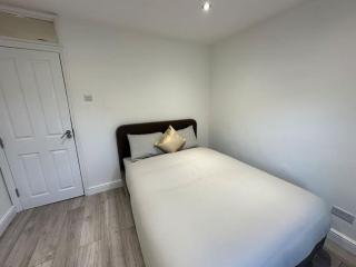 3 bed Hackney/Harringay Flat - London - 6
