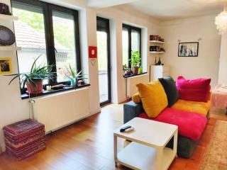 Old Town Bohemian Studio with garden view balcony - 3