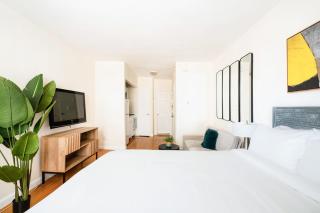 338-3B union square Newly Reno Sleeps 3 - New York - 5