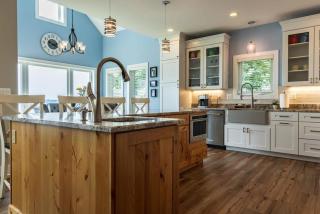 Snowmobile South Manistique Lake Lakeside Luxury - 2