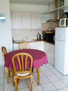 Appartement charmant à Perros-Guirec de 40 m² avec terrasse. - Perros-Guirec - 8