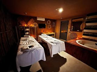 Wolf Of The City Hotel & Spa - 3