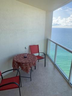 BeachFront Luxurious, Direct Ocean View - LaPerla, Miami - Sunny Isles Beach - 1