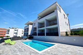 Penthouse z basenem i widokiem na morze - Trogir - 6