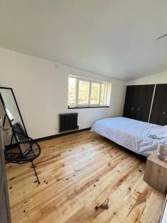 Maison au bord de rivière - - 2