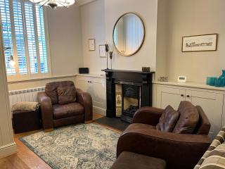 2 bedroom cottage in Stamford - 6