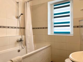 Großes Ferienhaus in Singhofen - 4