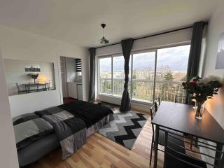 Studio avec Balcon, belle vue - Courbevoie - 0
