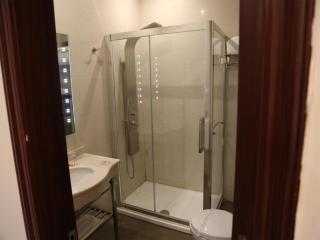 Midtown Hotel & Suites - Beirut - 2