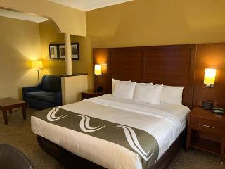 Quality Suites Midland North Loop 250 - Midland - 0