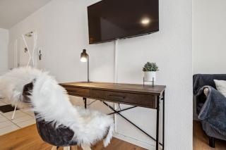 Comfort Apartment - Self-Check-in - 2 Schlafzimmer - bis 5 Pers - Zentrumnah - Parkplatz - WiFi - Balkon - Neunkirchen - 5