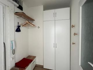 Sunny minimalistic flat near metro Opatov - Prague - 3