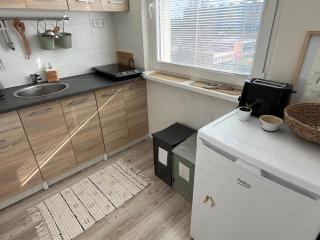 Sunny minimalistic flat near metro Opatov - Prague - 6