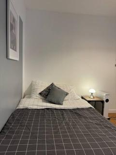 Paris flat,Place d la République - 2