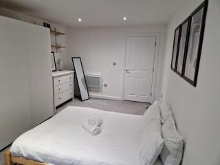1 Bed Northern Quarter Flat Tib Street - 5