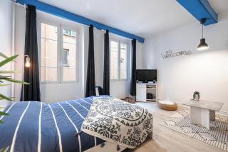 Large Studio 100m from the beach - 3