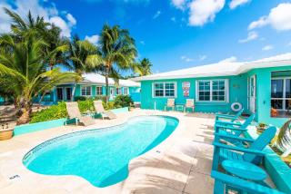 Blue Vista Villa 5BR Sleeps 16 - Old Man Bay - 1