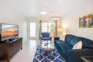 Snug Harbour View Condo #3 - George Town - 8
