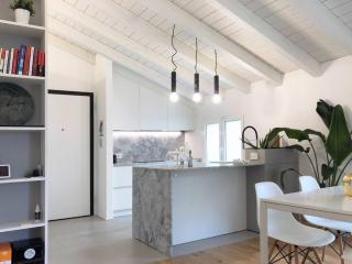 Appartamento di design con posto auto. - Meda - 9