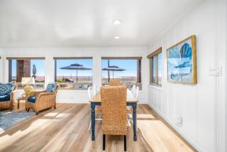 2 Bed Oceanfront with patio on the Sand in Quiet West Newport - 1