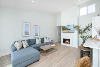 3 Bedroom home on the beach steps from Balboa Pier - Newport Beach - 4