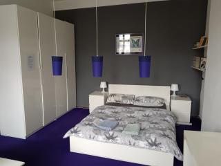 Private bedroom near Alexanderplatz in Sharing Apartment - 4