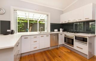 BRIGHTON HAVEN a self-contained modern bungalow - Brighton - 5