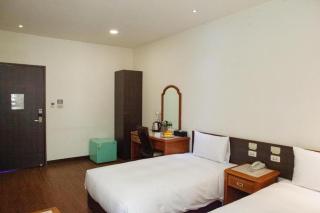 YUAI FU HAO Hotel - 1