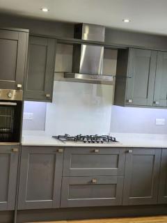 Kiln Lodge- Stunning 4 bed house - Rolleston - 6