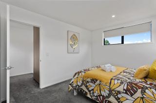 Luxury Style Free Street Parking CBD Location - Christchurch - 4